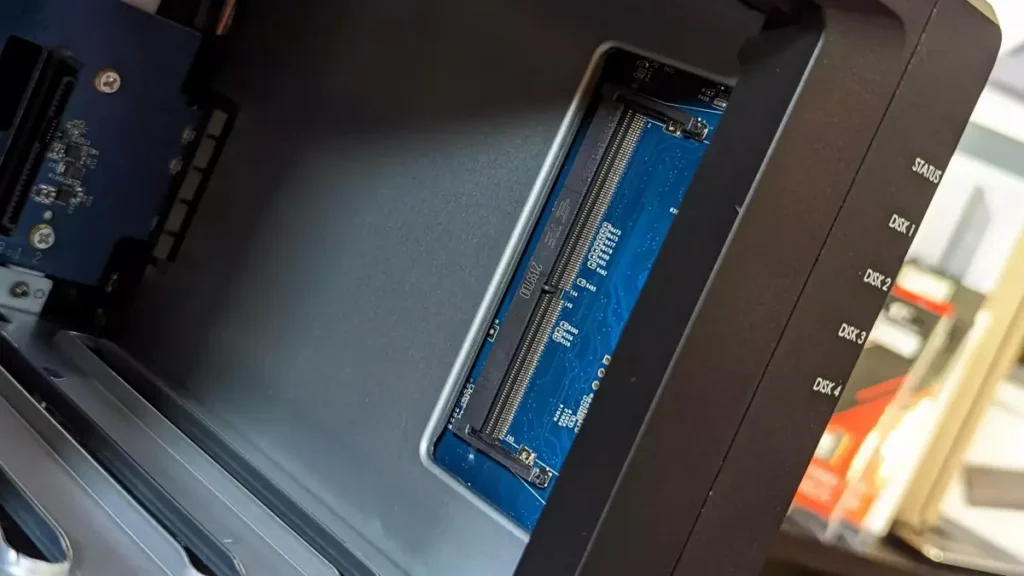 SODIMM-SLOT